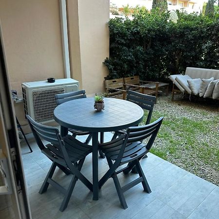 Studio Cabine Avec Jardin Apartment Кане Екстериор снимка