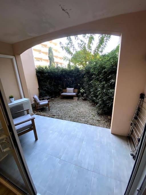 Studio Cabine Avec Jardin Apartment Кане Екстериор снимка