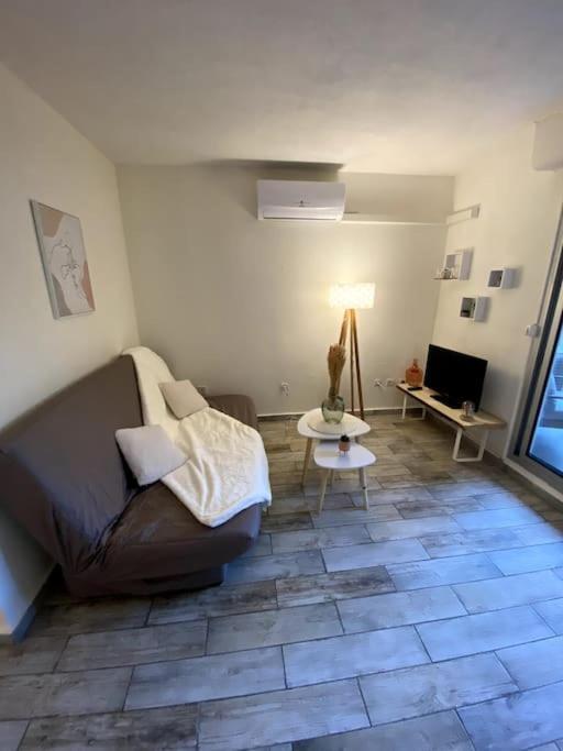 Studio Cabine Avec Jardin Apartment Кане Екстериор снимка